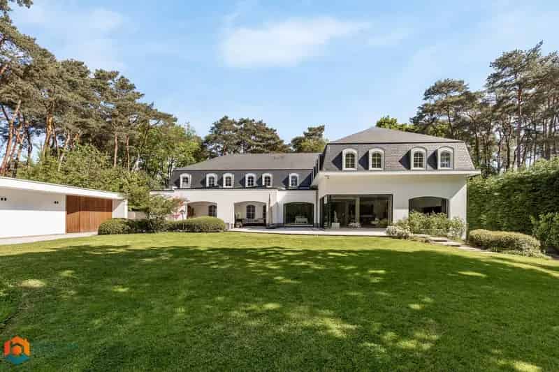 Huis te huur Keerbergen: Luxe villa 1191m² met zwembad