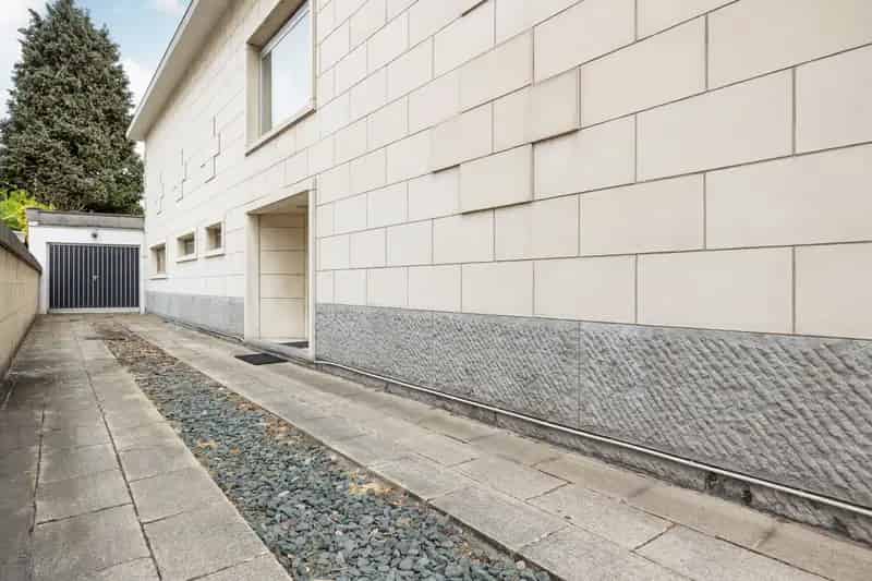 Huis te huur Grimbergen: Appartement 240m² & Handelsruimte 519m²