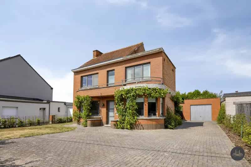 Ruime gerenoveerde woning te Rotselaar met 4 slaapkamers en tuin