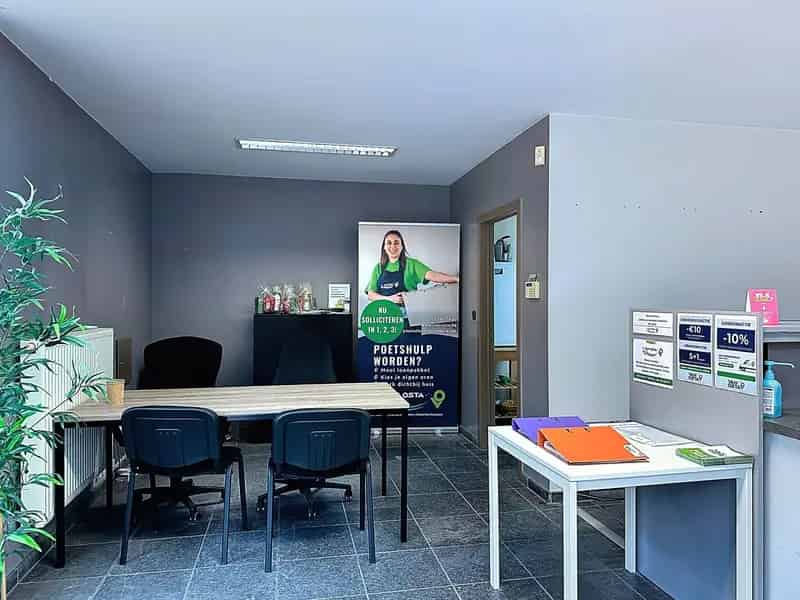 Hoekpand Aartselaar Centrum Veel Lichtinval