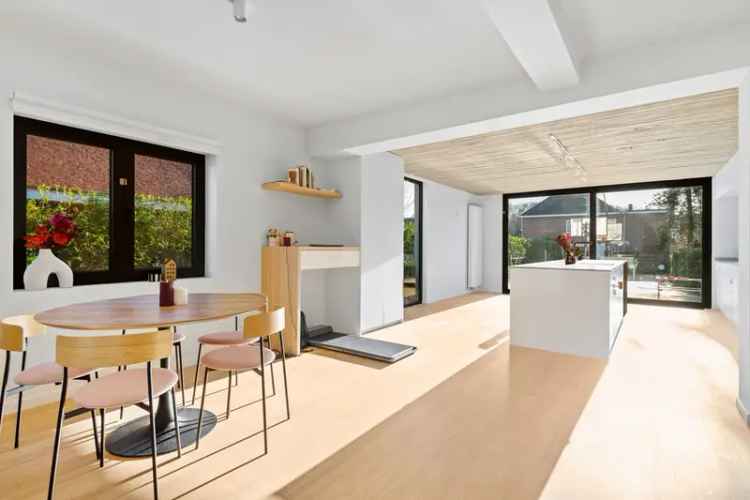 Recent gerenoveerde woning hoogwaardige afwerking