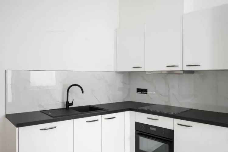 Appartement te Koop Wevelgem 1 Slaapkamer Gerenoveerd