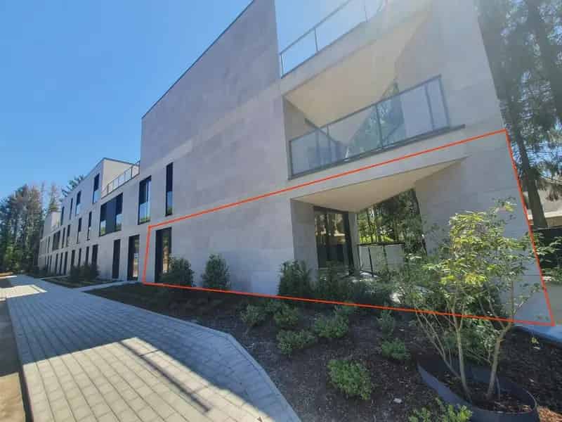 Luxe Appartement 2 Slaapkamers Terras Tuin Maasmechelen