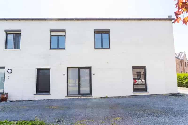 Ruim appartement te koop in Sint-Denijs