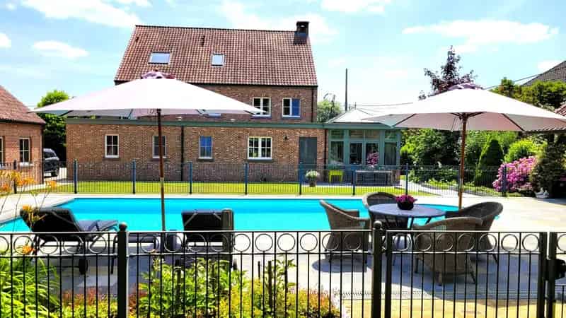 Exclusieve Villa met Zwembad nabij Leuven