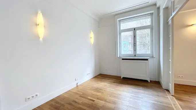 Appartement te koop in Rue Du Vieux Marché Aux Grains - Oude Graanmarktstraat 11, Brussel - Dewaele