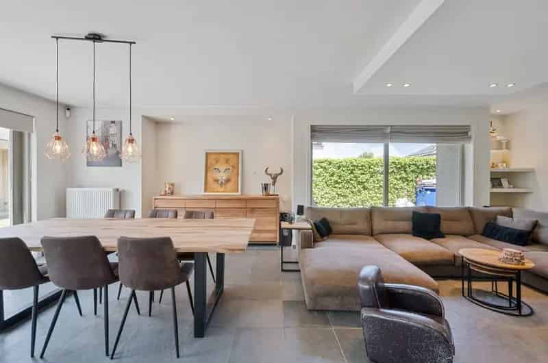 Instapklare woning 3 slaapkamers groot terras