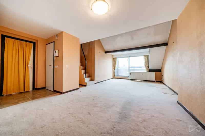 Appartement te renoveren 81m² - Mezzanine - Rustige ligging
