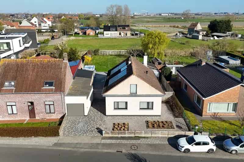 Bungalow te koop Oudenburg 2 slaapkamers grote tuin