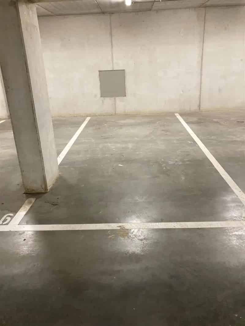 Ondergrondse Autostaanplaats Lille Nabij E34