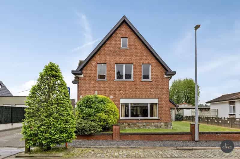 Huis te koop Schoonderbuken: renovatieproject met veel potentieel