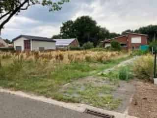 Bouwgrond Rijkevorsel: Rustig gelegen, geschikt voor eengezinswoning of met zorgwoning