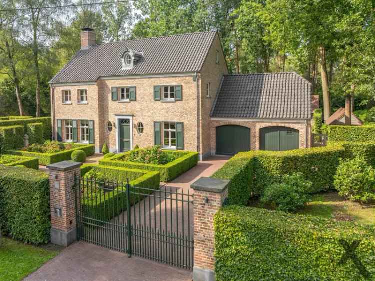 Luxe Villa te Koop Zoersel 3 slaapkamers grote tuin