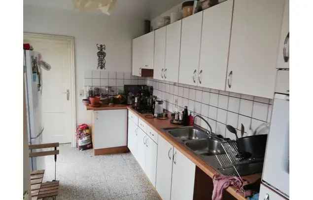 Huur 1 slaapkamer appartement van 100 m² in Liège