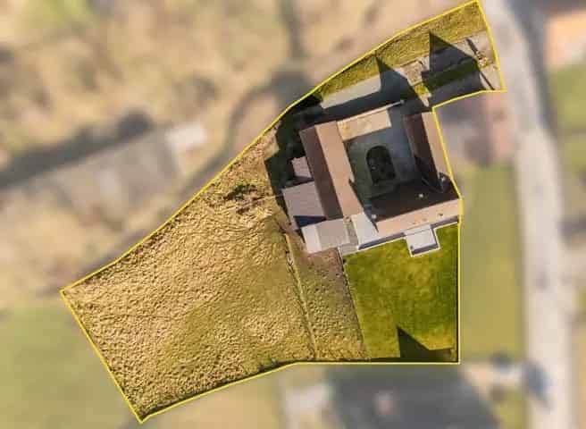 Huis te koop Geraardsbergen: Ruime woning met keuken en slaapkamer