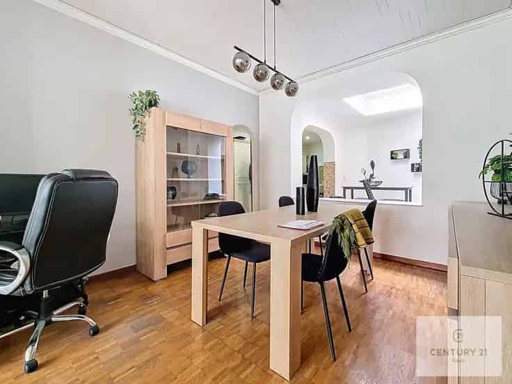 Huis Te Koop: Gelijkvloers 3 Slaapkamers