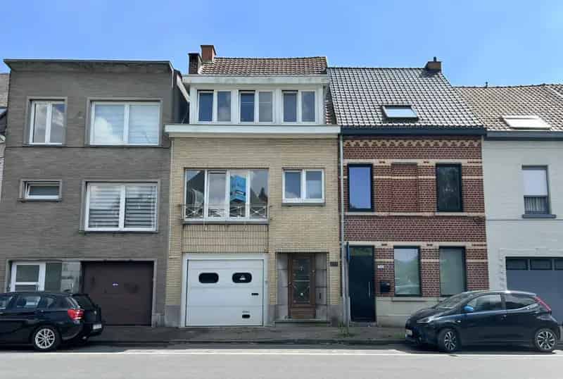 Bel-étage te koop Ronse: 3 slaapkamers, tuin, garage, zonnepanelen