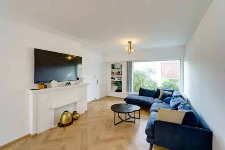 Halfopen woning 3 slaapkamers tuin te Niel