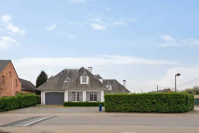 Uitzonderlijke Villa te Westmeerbeek - Ruime woning met veel mogelijkheden