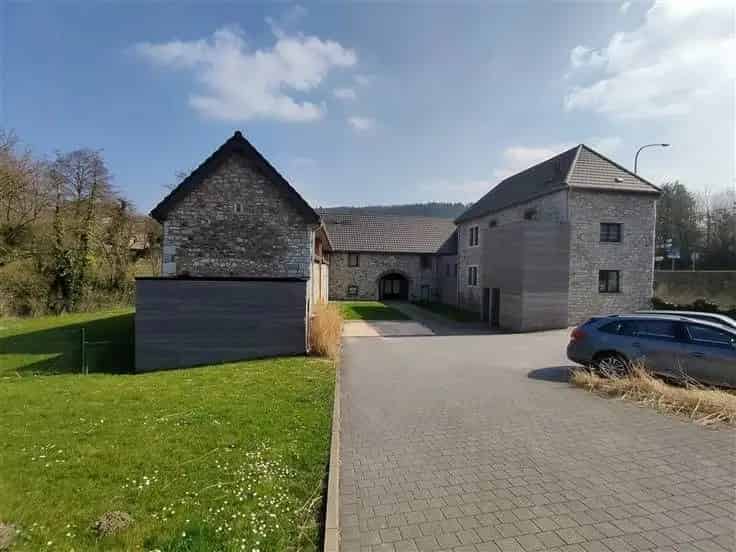 Huis Te Koop 3 slaapkamers Grote Tuin Gerenoveerd