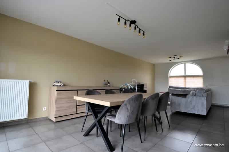 Huis te huur Moorslede: Instapklare woning met garage en tuin