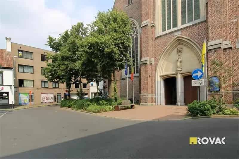Handelspand te Huur Izegem 138m²
