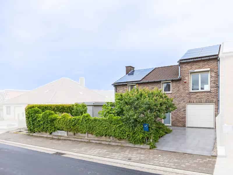 Huis te huur Asse: Ruime gezinswoning met 3 slaapkamers en tuin