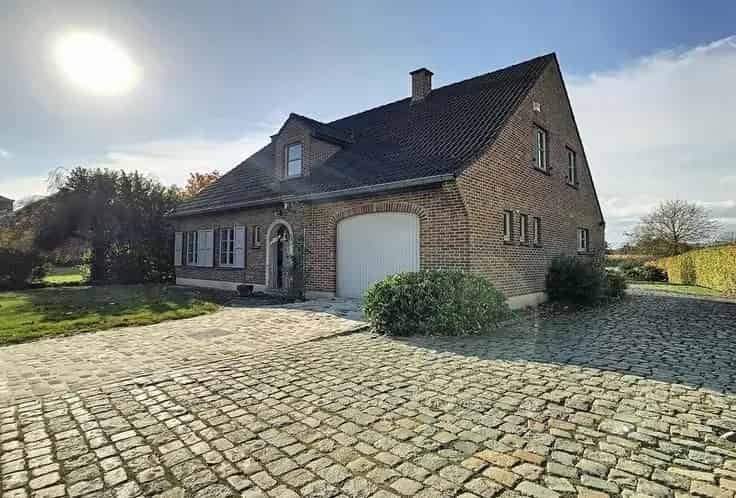 Huis te koop Tervuren: Karaktervolle villa met tuin