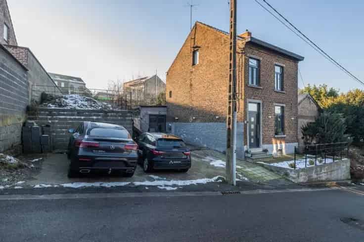 Huis Te Koop 4 Facades Gerenoveerd Parking Tuin