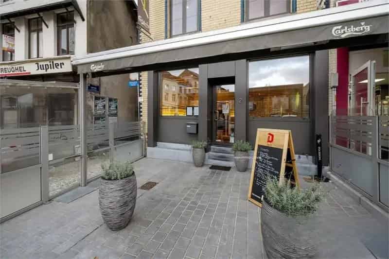 Huis te koop Geraardsbergen: Restaurant met appartement