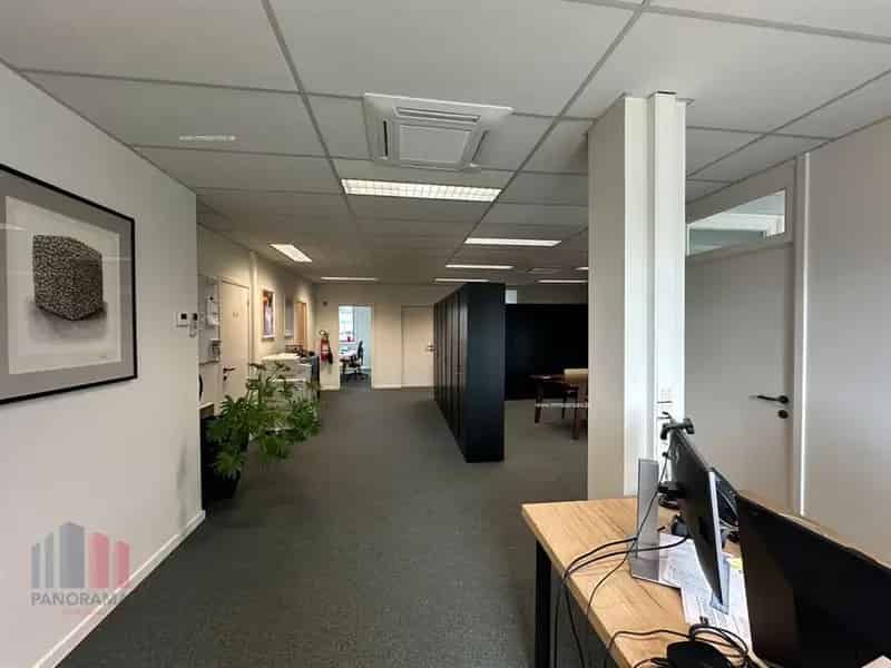 Kantoorruimte te Koop Kortrijk E17 150m²