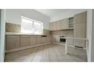 Appartement te Koop Doornik 3 slaapkamers ruim terras