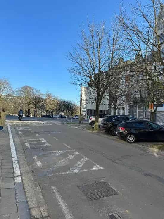 Herenhuis Charleroi 8 slaapkamers te renoveren