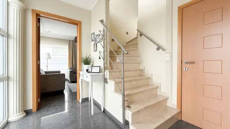 Huis te huur 285m2 5 slaapkamers Heusden-Zolder