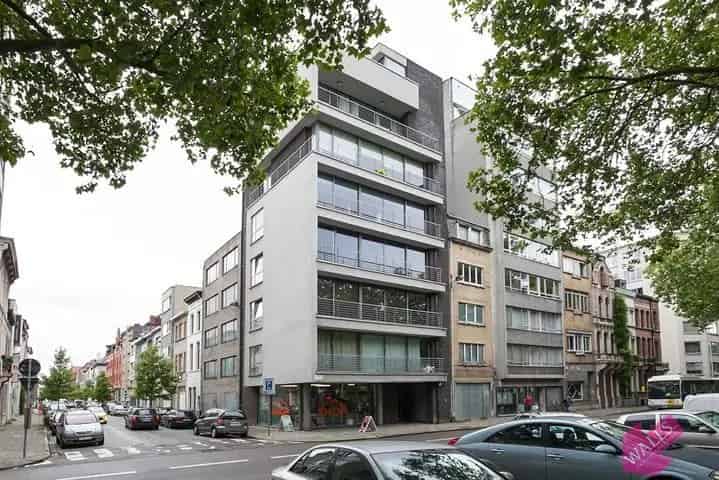 Luxueus Appartement te Koop Nabij Eilandje