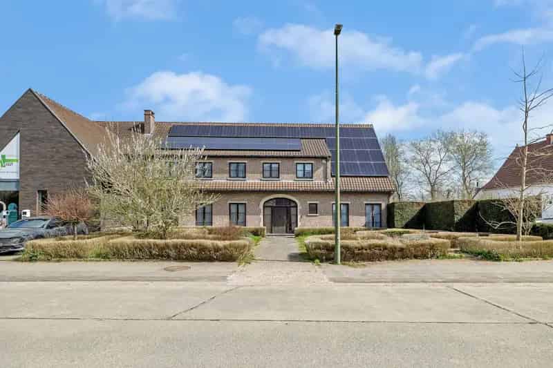 Statige villa te koop 16a86ca 5 slaapkamers
