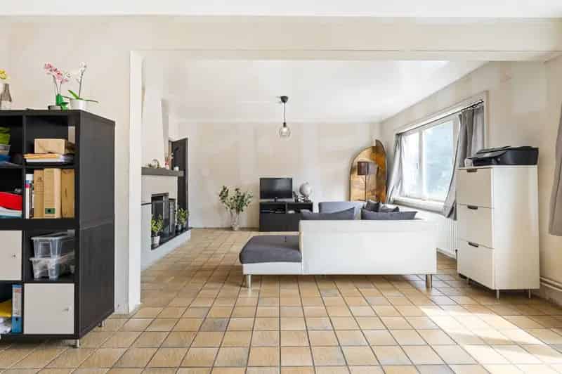 Te renoveren Bel-	Etage 4 slaapkamers Grote Tuin