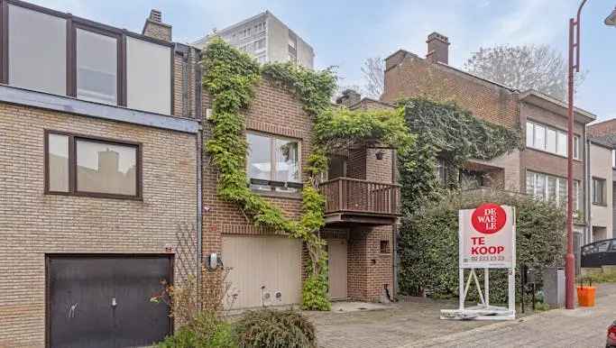 Huis te koop in Avenue Des Frères Becqué - Gebroeders Becquélaan 75, Sint-Agatha-Berchem - Dewaele