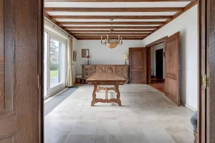 Hoogstaande Villa te Koop in Kluisbergen met Paardenstal en Weide