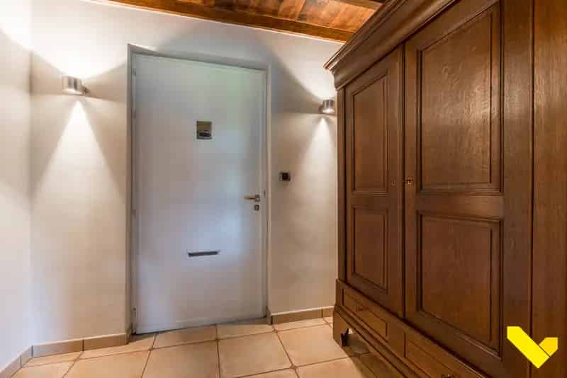 Huis te huur: Ruime gerenoveerde langgevelwoning met groenzicht