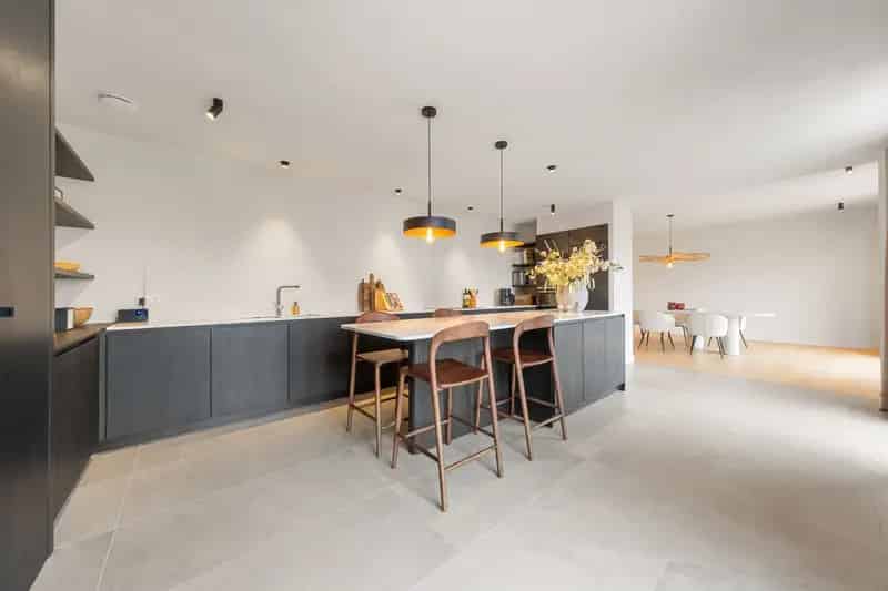 Luxueuze Villa te Huur met Tuin Nabij Centrum