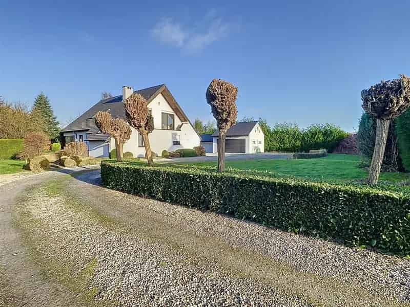 Ruime Villa 3 Slaapkamers Garage Terrassen Tuin 16a 21ca