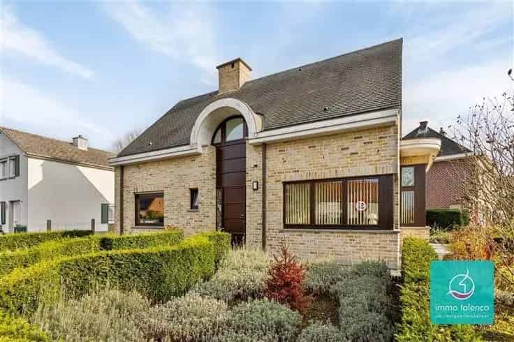 Villa te Koop Bieseweide 4 slaapkamers Garage Tuin
