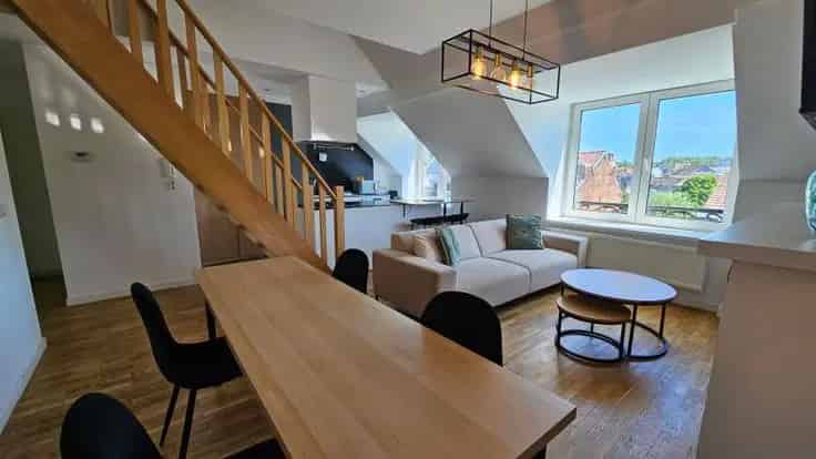 Appartement te Koop Ukkel 100m2 Duplex Nabij Parvis Saint-Pierre