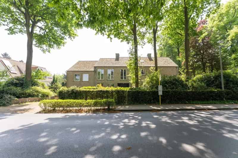 Villa te koop 445m2  Wonen en werken  5 slaapkamers  Brugge