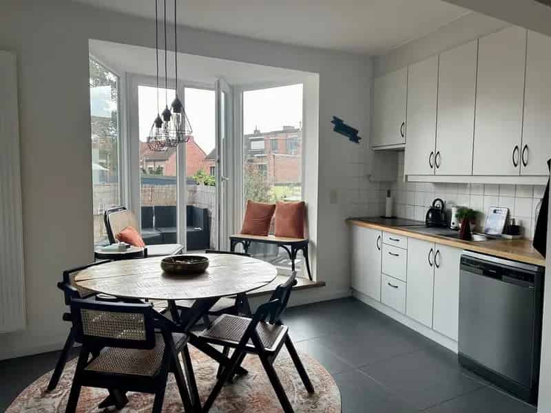 Appartement te huur 1 slaapkamer zonnig terras rustige ligging
