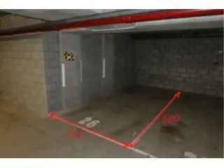 Parking te Koop Schaarbeek - Beveiligd 12m²