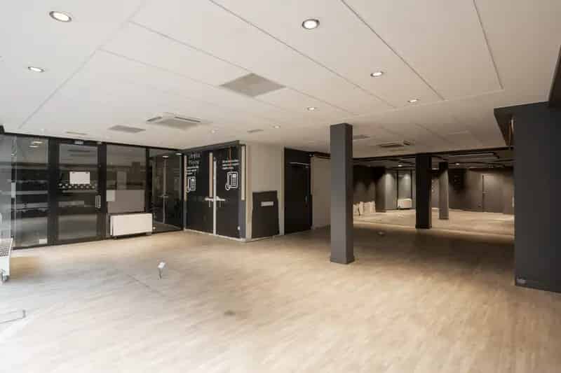 Handelspand te Koop Kerkstraat Neerpelt Centrum