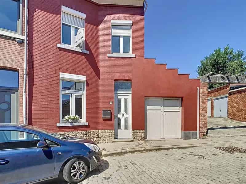 Gerenoveerde woning 3 slaapkamers terras tuin 4a 85ca