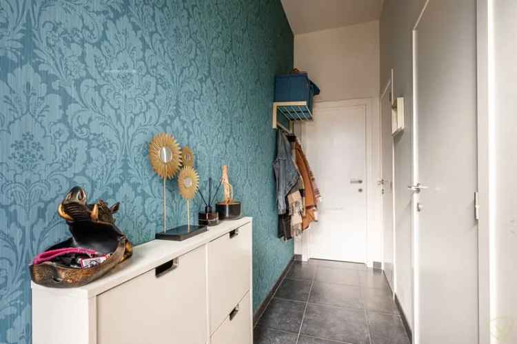 Huis te koop Eeklo: 2 slaapkamers, gerenoveerd, instapklaar
